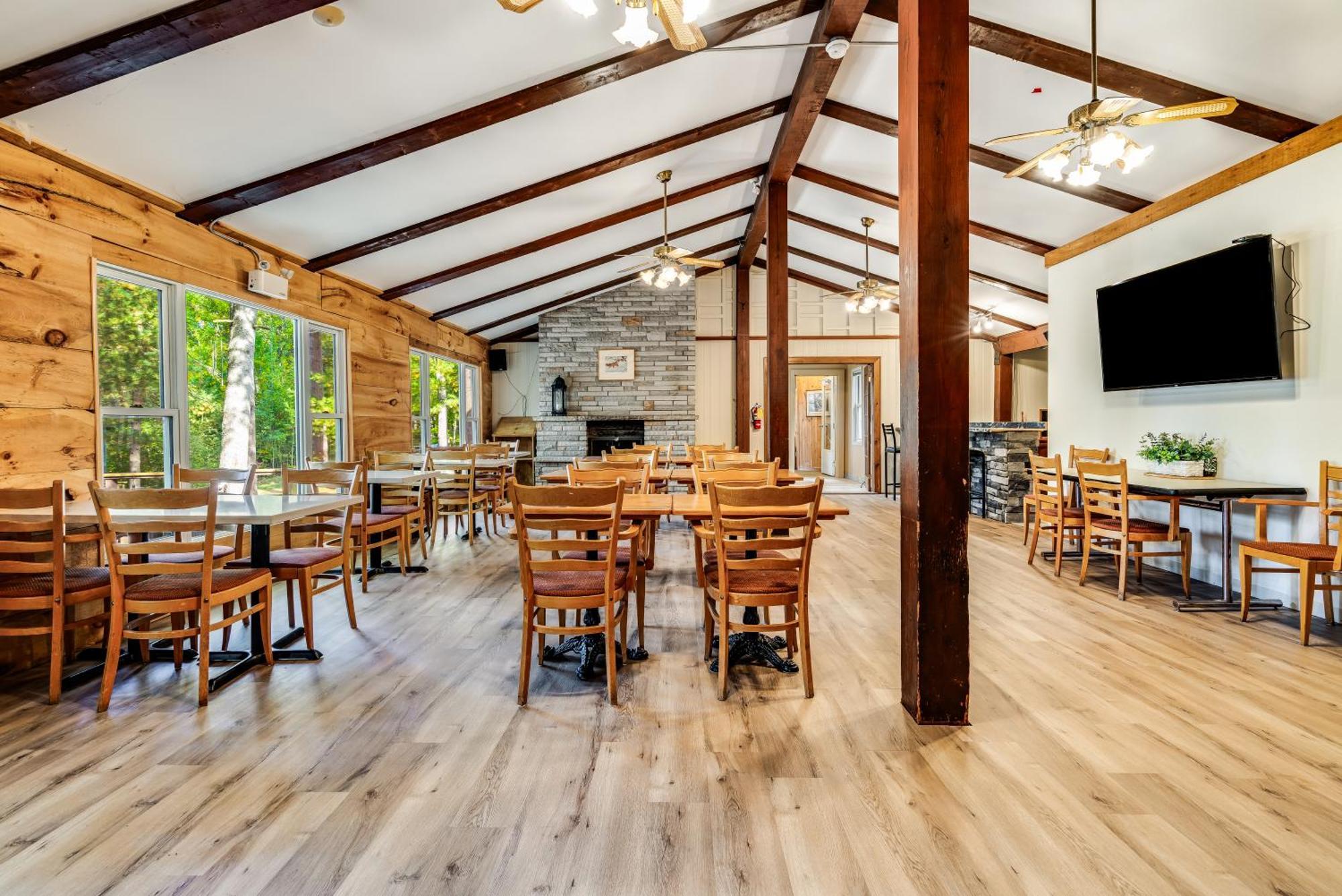 Muskoka Waterfront Retreat Villa Dwight Ngoại thất bức ảnh