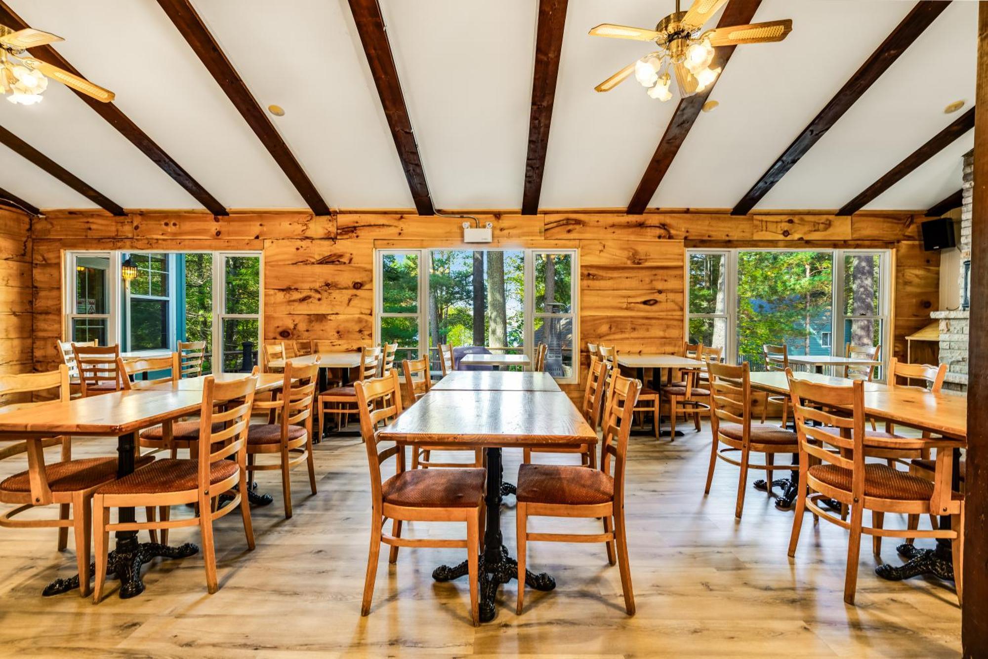 Muskoka Waterfront Retreat Villa Dwight Ngoại thất bức ảnh