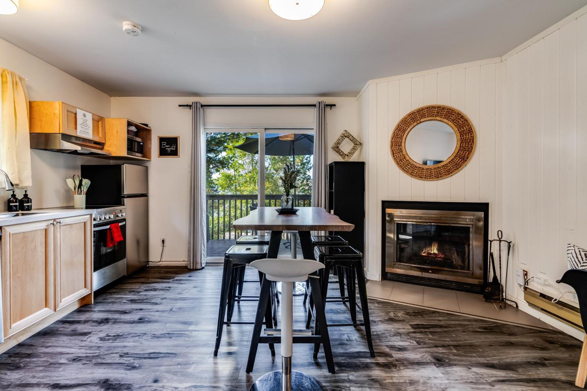 Muskoka Waterfront Retreat Villa Dwight Ngoại thất bức ảnh